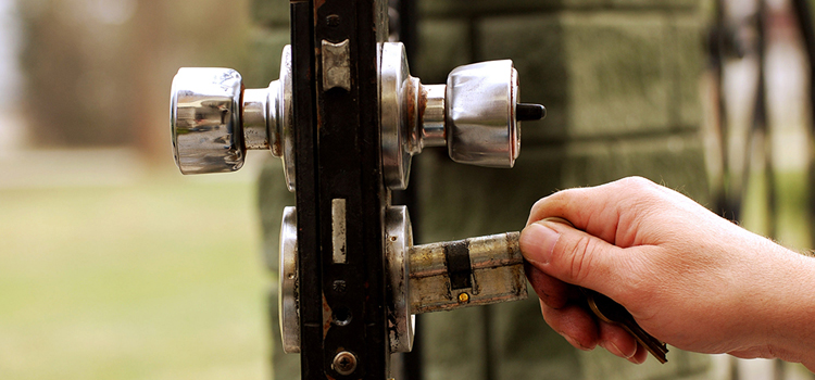 front door latch repair Shafter